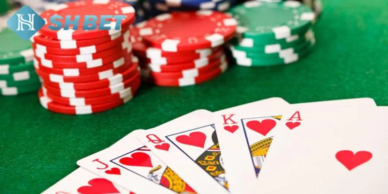 Bí kíp thắng lớn game bài poker online tại SHBET